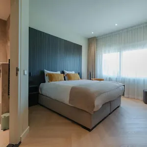 *** Hotel Boutique Herbergh Amsterdam Airport Free Parking Pays-Bas