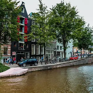 Downtown Canal View Hostel Amsterdam